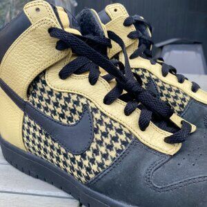 Collectors- Nike Air Force 2 “game select Atari”